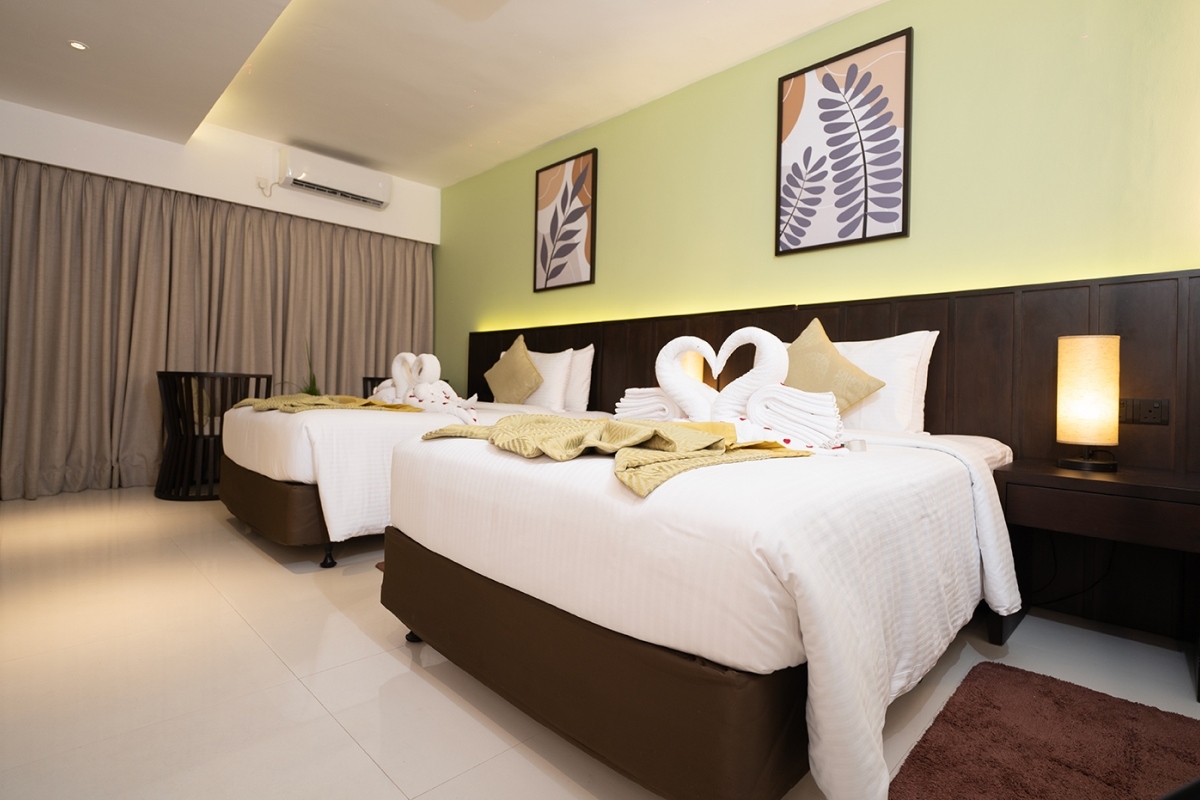 SUPER DELUXE ROOMS at Kynrock Airport Hotel